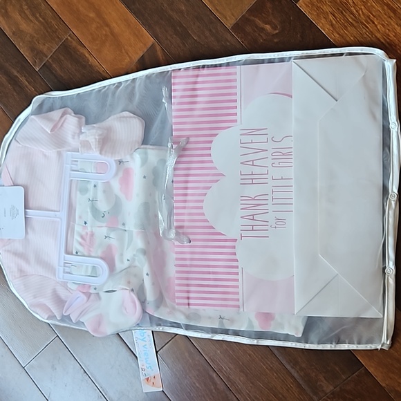 7pc 3-6mo Gift Set NWT - Picture 5 of 6
